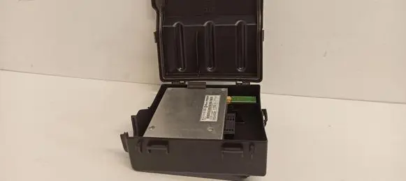 Audi A5 8T 8F Bluetooth control unit module 8T0862335D