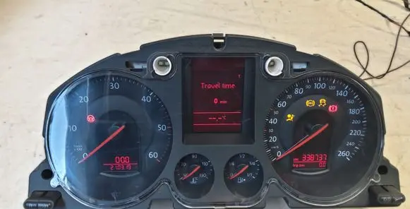 Volkswagen PASSAT B6 Speedometer (instrument cluster) 3C0920871 A2C53194181