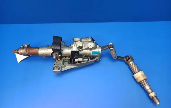 Steering wheel axle set