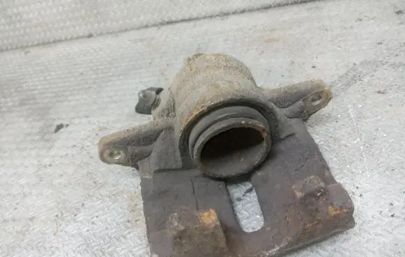 Peugeot 307 Front brake caliper