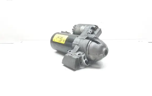 BMW 1 F20 F21 Starter motor 8515795 12418515795 0001148026