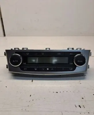 Toyota Avensis T270 Climate control unit 5590005500 1066682