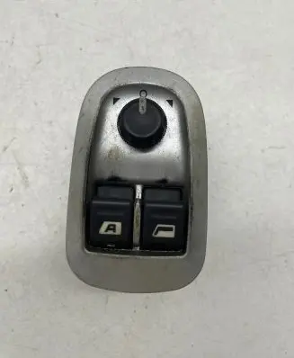 Peugeot 206+ Electric window control switch 12287