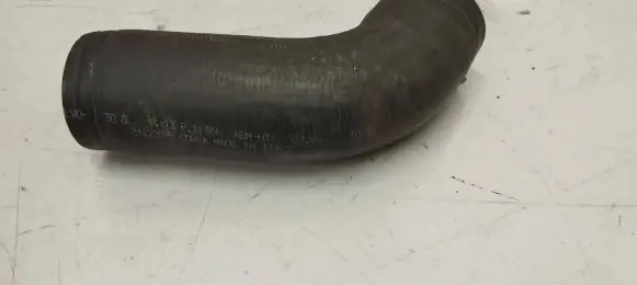 Volvo XC60 Intercooler hose/pipe 31422095