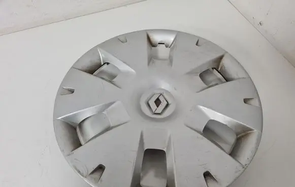 Renault Megane II R17 wheel hub/cap/trim 8200422602