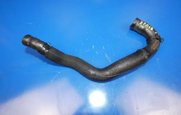 Jaguar F-Pace Engine coolant pipe/hose G4D39Y438AB