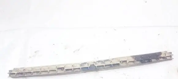 Volkswagen PASSAT B5.5 Front bumper mounting bracket