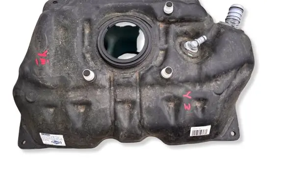 Toyota Yaris Fuel tank 771000D221 771000D350 771000D560