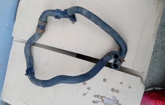Land Rover Range Rover Sport L494 Engine coolant pipe/hose FPLA8D050CC