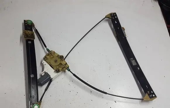 Audi Q7 4L Front door window regulator with motor 