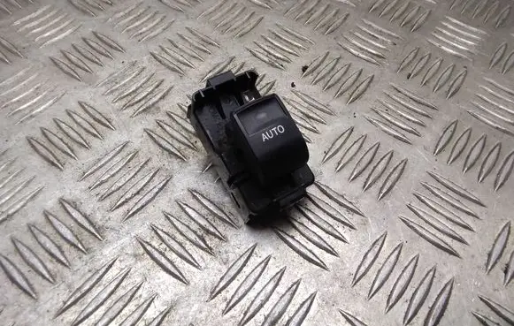 Toyota Prius (XW30) Electric window control switch 192801