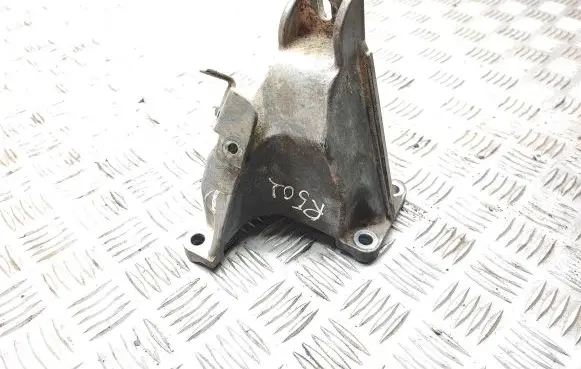 Suzuki Grand Vitara II Engine mounting bracket 200190