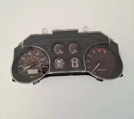 Mitsubishi Pajero Speedometer (instrument cluster) MR402539