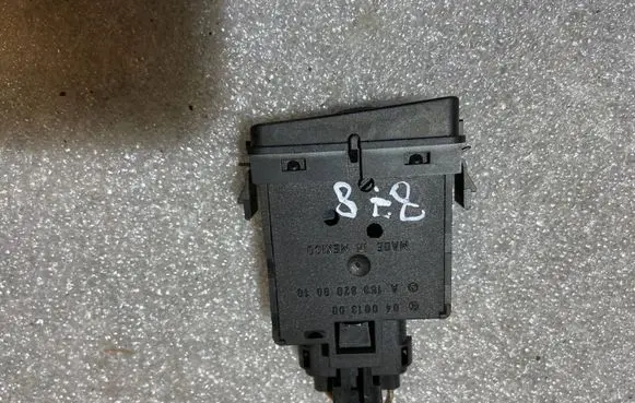 Mercedes-Benz ML W163 Headlight level height control switch a1638200010 1638200010