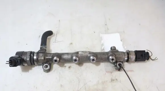 Skoda Octavia Mk3 (5E) Fuel main line pipe