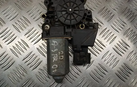 Audi A3 S3 8L Front door window regulator motor 103022100 05073900