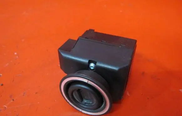 Mercedes-Benz CLK A208 C208 Ignition lock 2105450208