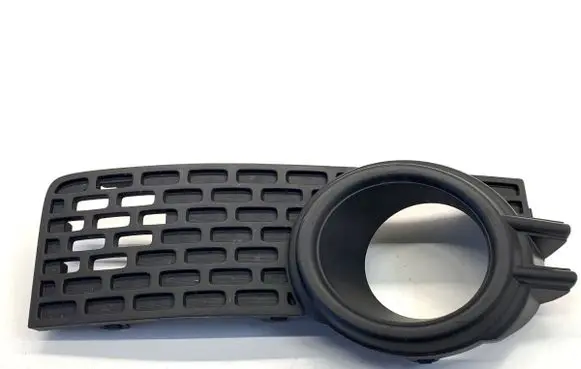 Suzuki Ignis Front bumper lower grill 7175162R0
