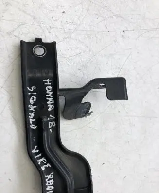 Honda CR-V Other engine bay part