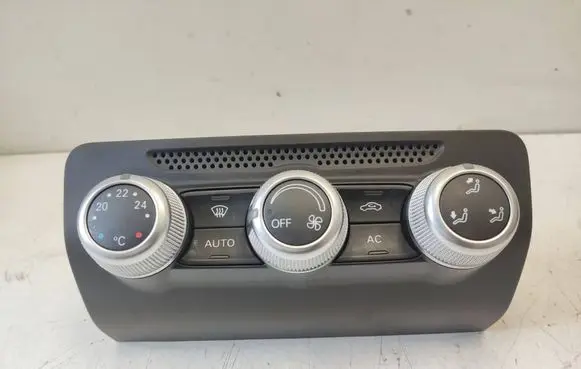Audi A1 Climate control unit 8X0820043B 901514540001