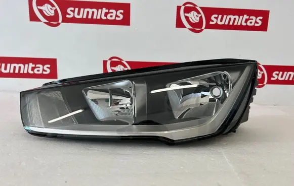 Audi A1 Headlight/headlamp 8XA941003 1090074