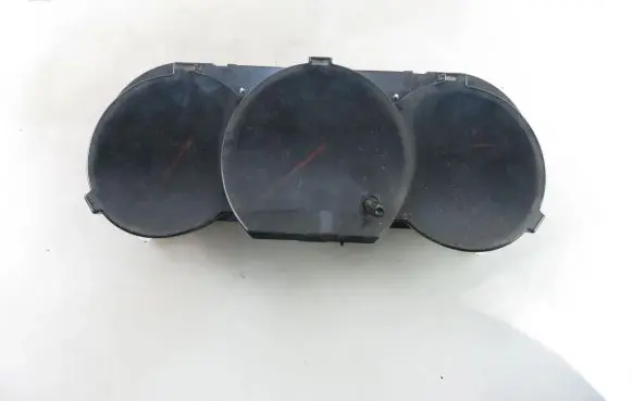 Suzuki Grand Vitara II Speedometer (instrument cluster) 3411067JA 3411067JA0