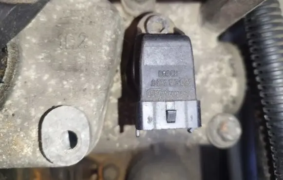 Chrysler Voyager Camshaft position sensor 0232103022
