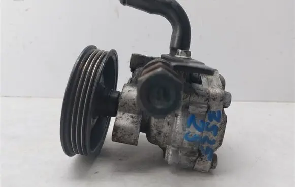 KIA Sorento Power steering pump