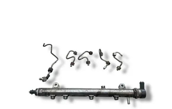 Mitsubishi Canter Fuel main line pipe 0445214248 504371261 0281006198