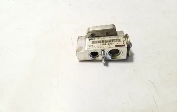 Audi TT TTS Mk2 Air conditioning (A/C) expansion valve 1K2820103 1K0820679
