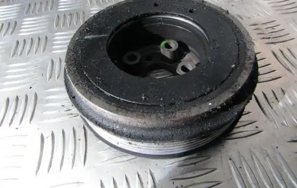 Volkswagen Sharan Crankshaft pulley 038105243K