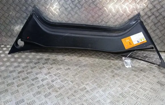 Tesla Model S Front underbody cover/under tray 