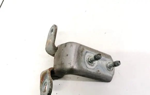 Toyota Yaris Rear door lower hinge
