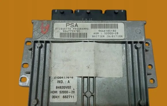 Peugeot 207 Engine control unit/module 9646185180