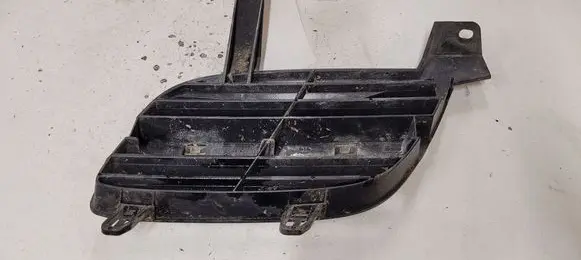 Nissan Almera N16 Front bumper upper radiator grill 62322BM400