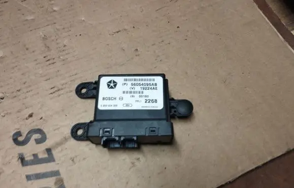 Chrysler Voyager Parking PDC control unit/module 56054095AB