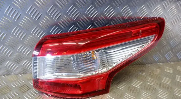 Nissan Qashqai Rear/tail lights