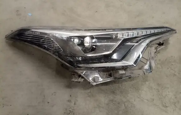Toyota C-HR I Headlight/headlamp 81110F407100