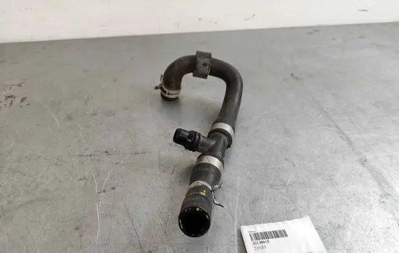 Volvo XC60 Engine coolant pipe/hose 32138615
