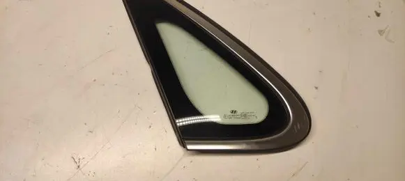 Hyundai i30 Rear side window
