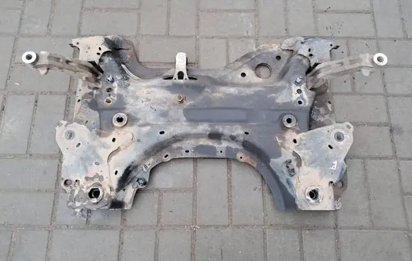 Peugeot 308 Front subframe 7CTG65