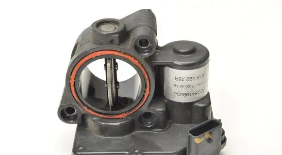 Opel Vivaro Electric throttle body valve H8201374868