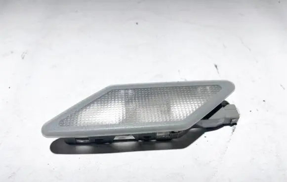BMW 8 E31 Other interior light 63311387038