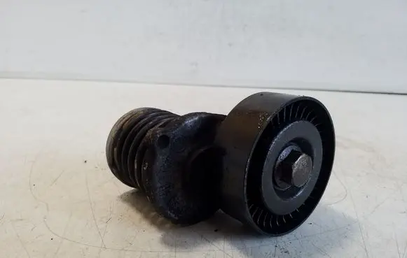Audi TT TTS Mk2 Generator/alternator belt tensioner 038903315AH