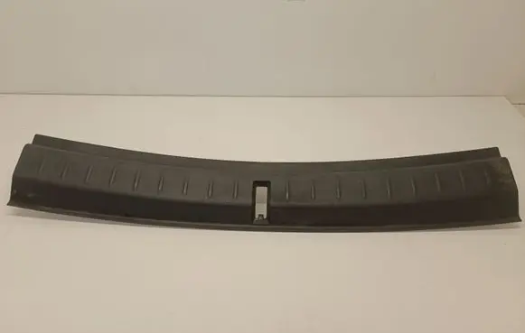 BMW 2 F46 Trunk/boot sill cover protection 7327008