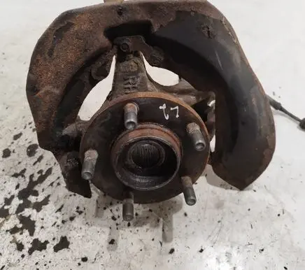 Mazda 3 II Front wheel hub spindle knuckle