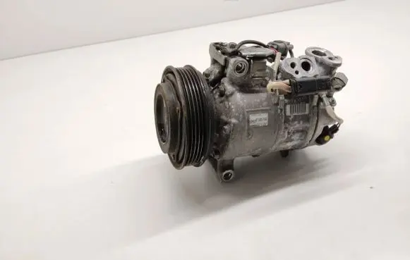 Mercedes-Benz A W176 Air conditioning (A/C) compressor (pump) 4472807423 06R17784 6SAS14C