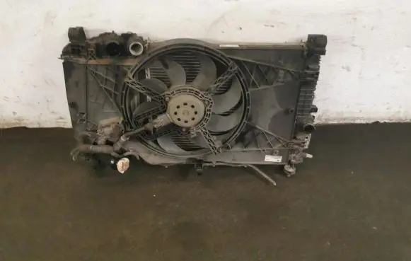 Opel Meriva B Radiator set 13330997