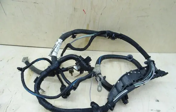 Citroen C4 II Positive cable (battery) 9816948380