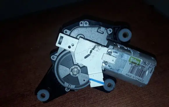 Renault Espace - Grand espace IV Rear window wiper motor 8200031083